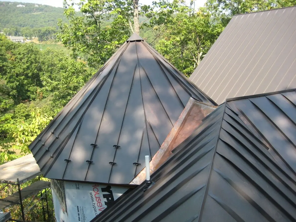 Professional Gutter Cleaning by Craftsman Roofing in Yorktown
